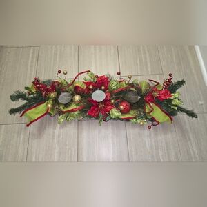 Elegant Holiday Garland with Red and Green Accents